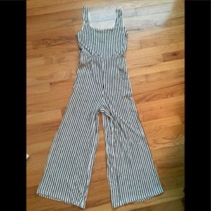 🔸 Bershka Jumpsuit 🔸 Size M 🔸